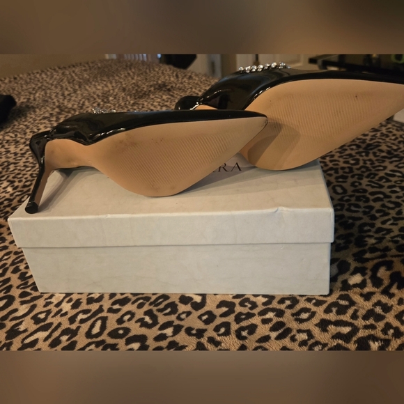 Shoes - Picture 2 of 5